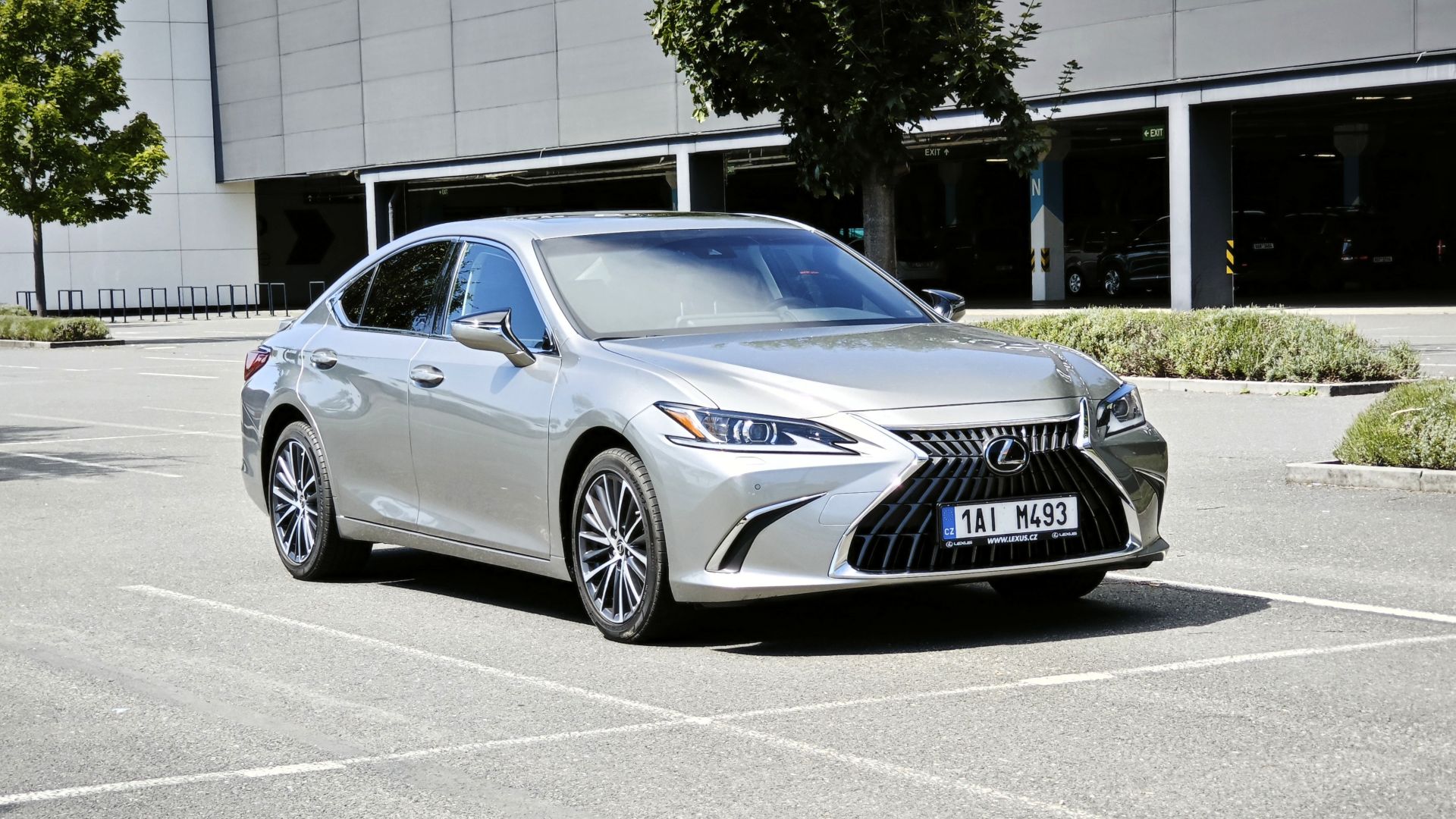 Lexus-ES300_3-2