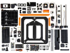 Rozebraná tiskárna Core ONE+, určená ke složení.