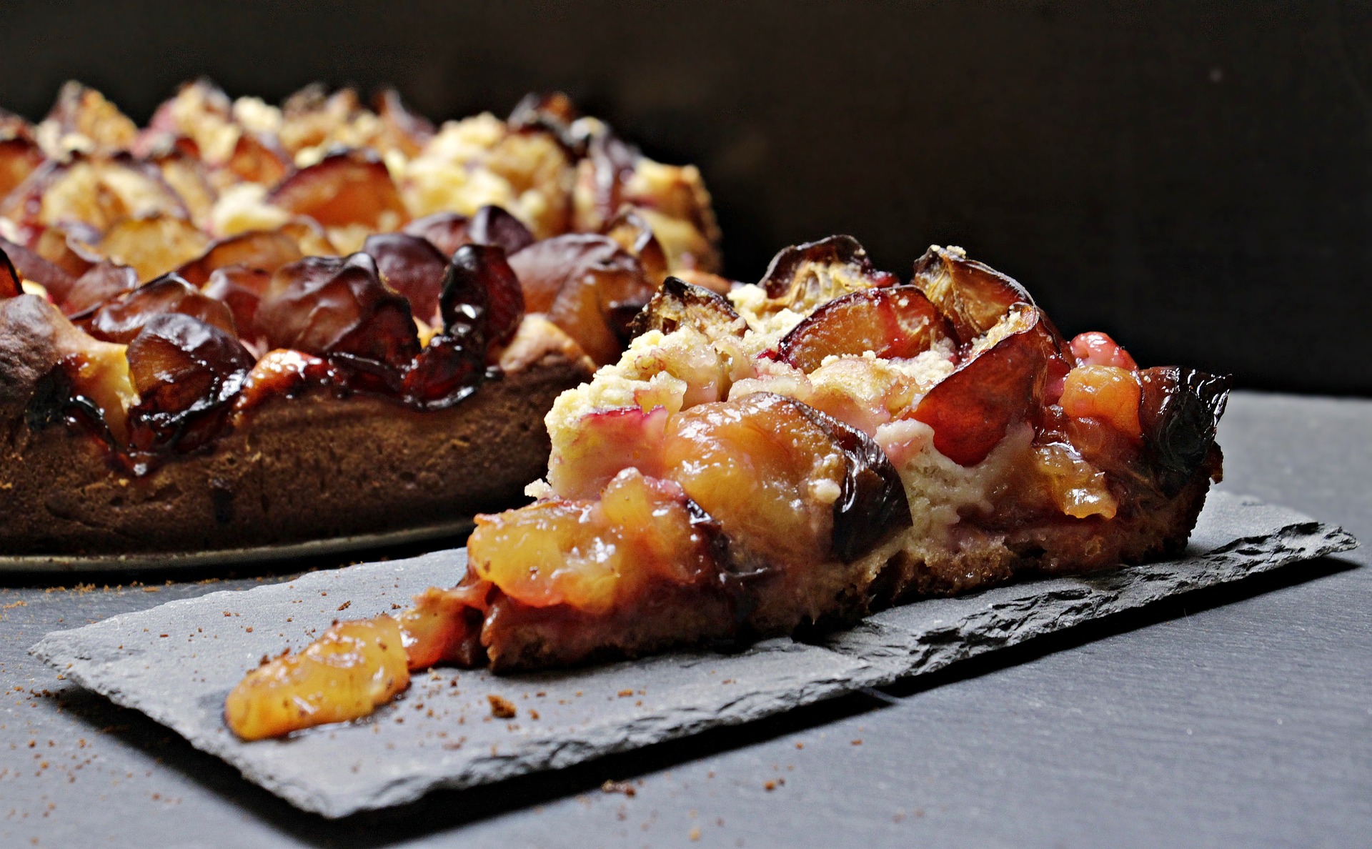 plum-cake-3641849_1920